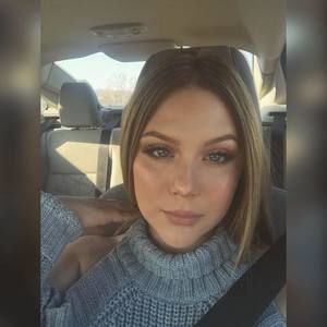 Meet your Posher, Rhiannon